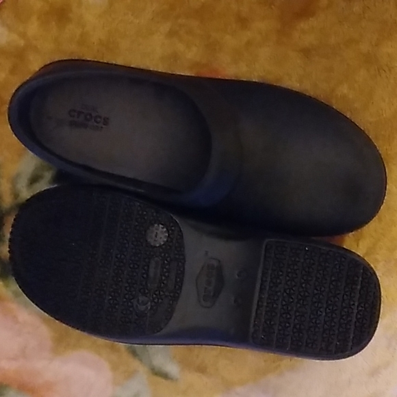 Crocs - Picture 1 of 3